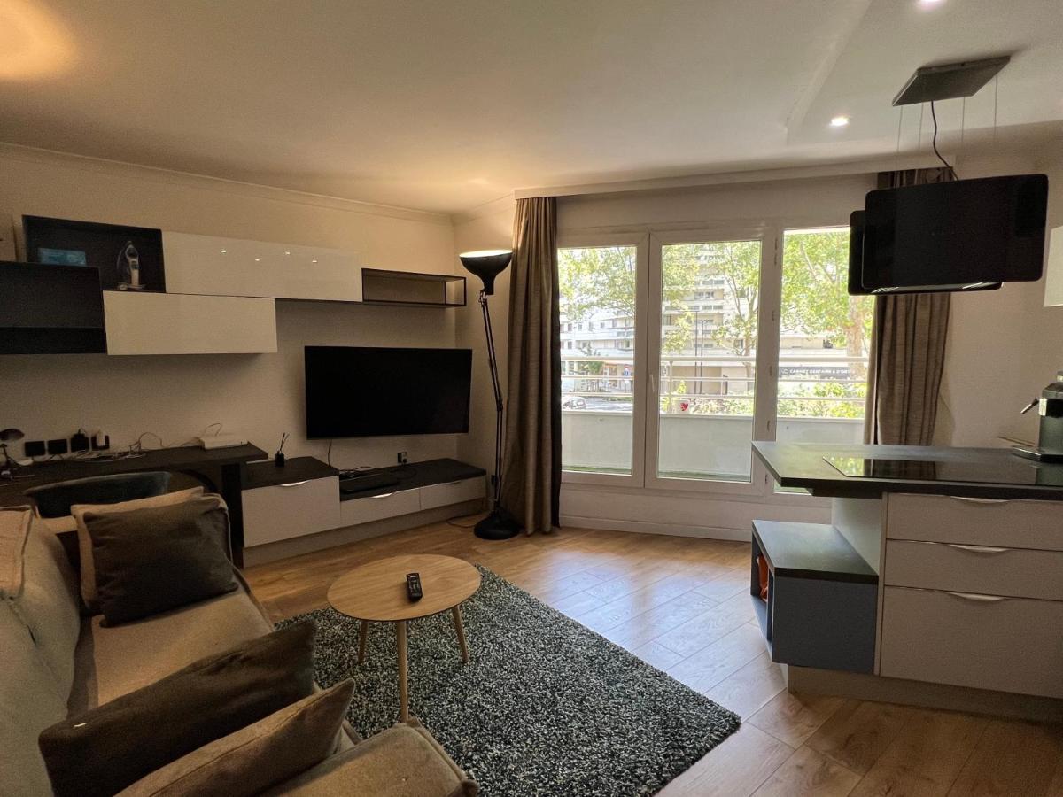 Appartement T2 / La Defense Courbevoie Exterior foto